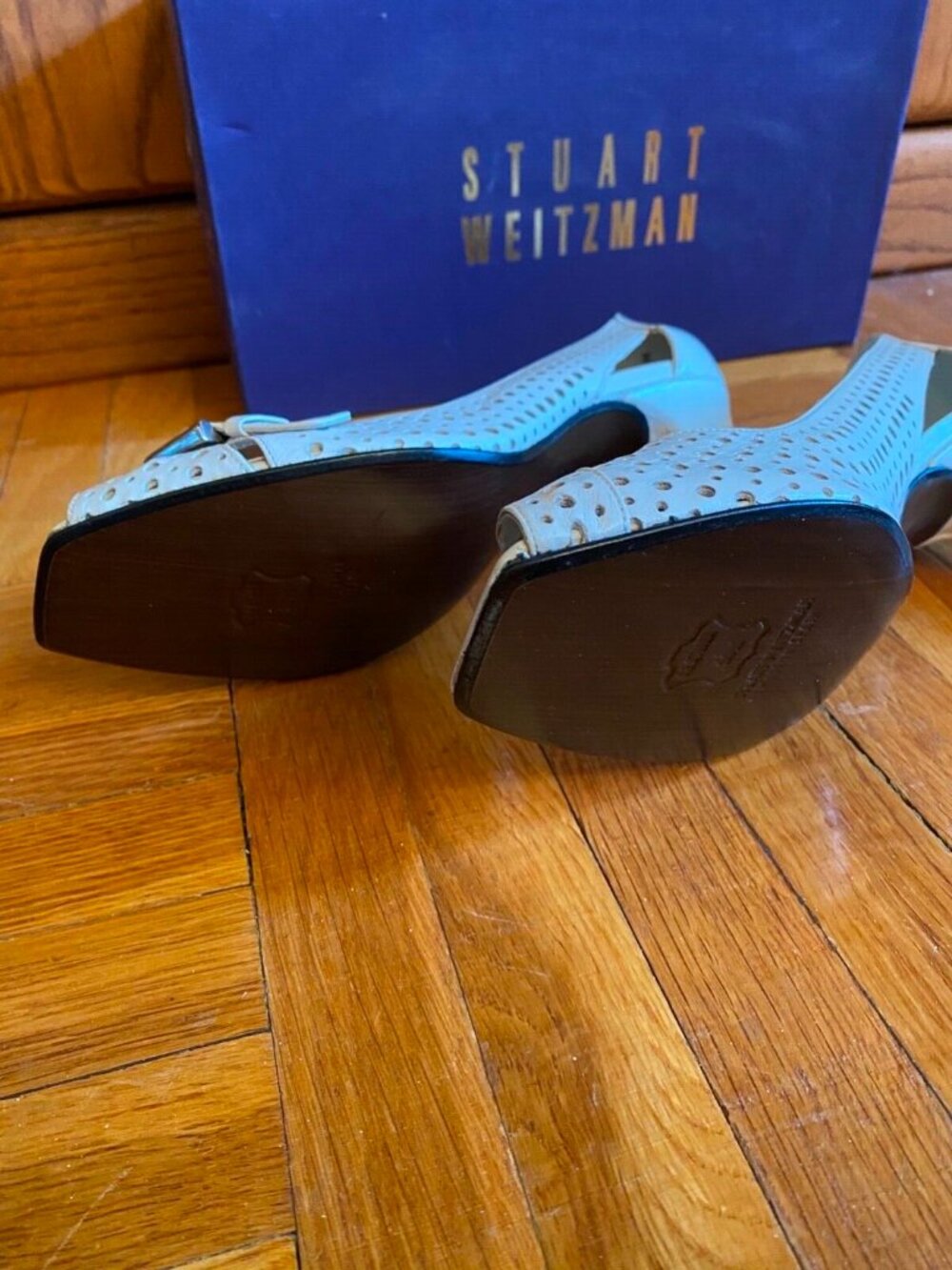 Stuart Weitzman Pimlico Ivory Nappa Heels New with box - Picture 2 of 4